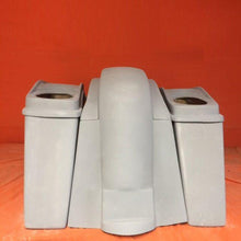 Load image into Gallery viewer, Honda VTX 1300 / 1800 4&quot; Extended Stretched Saddlebags Rear Fender No Cut Outs Dual 6 X 9 Speaker Lids