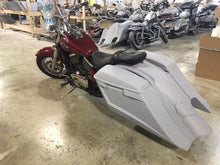 Load image into Gallery viewer, Kawasaki Vulcan &amp; Classic 800 Series 6&quot; Extended Stretched Saddlebags Trendsetter Right Side Cut Out