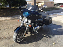 Load image into Gallery viewer, Suzuki C90 / C50 Boulevard Stretched Saddlebag Side Covers 2005 - 2010