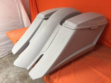 Load image into Gallery viewer, Harley Davidson 6&quot; Trendsetter Extended Saddlebag Fender Kit - No Cut Outs Lids / 2014