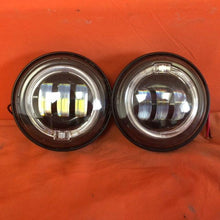 Load image into Gallery viewer, 4.5&quot; Auxiliary DAYMAKER Black Spot With BLUE Halo Passing HID LED Fog Lights Bulb Motorcycle Harley AUX PAIR 4-1/2&quot;