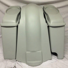 Load image into Gallery viewer, Harley Davidson Heritage Softail 4&quot; Extended Saddlebags 6.5&quot; Speaker Lids Fender Right Cutout