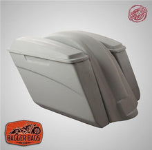 Load image into Gallery viewer, Harley Davidson Heritage Softail 5&quot; Extended Saddlebags Lids Fender No Cutouts